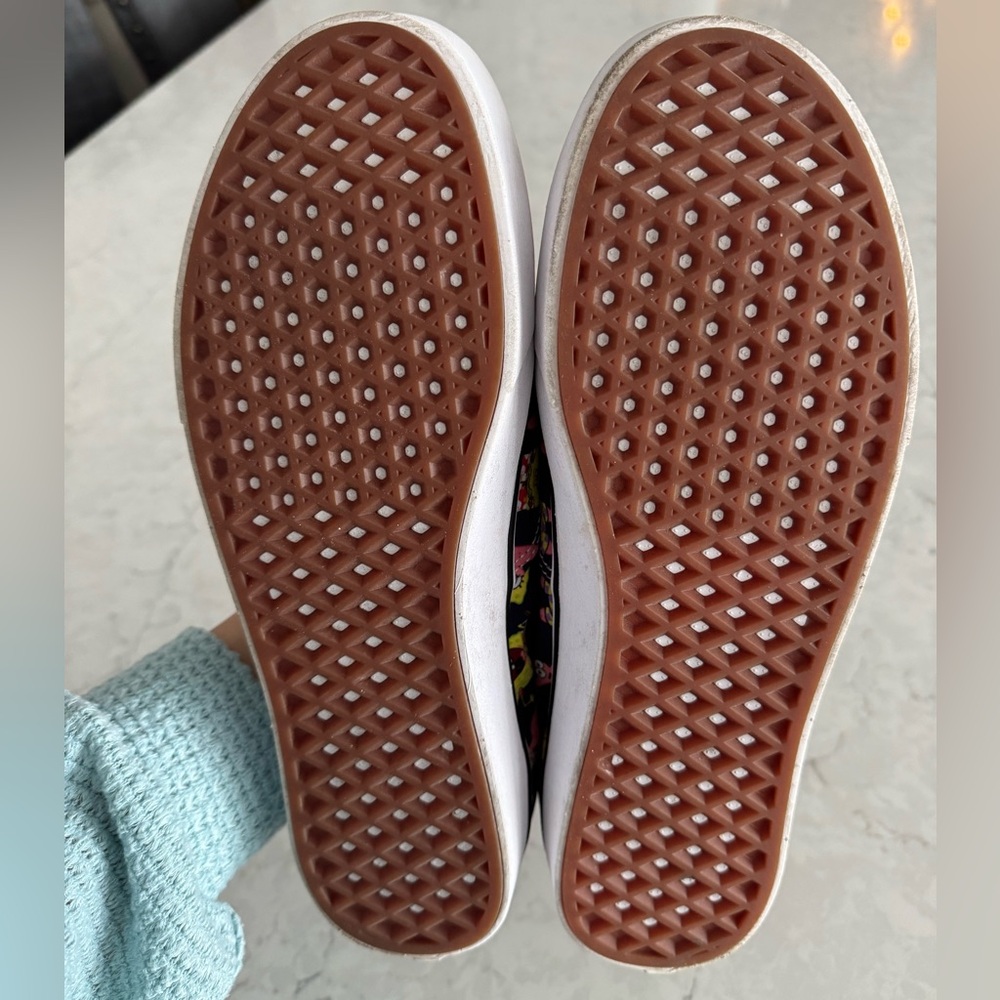 Vans SpongeBob SquarePants x ComfyCush Authentic 'AlohaBob' - Picture 7 of 9